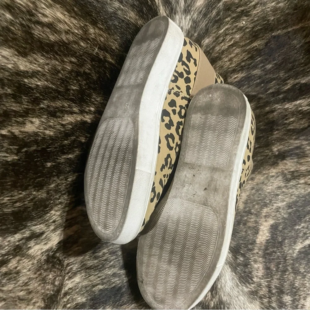 Leopard Print SODA Sneakers shoes size 7.5! High‎ Top Pull on